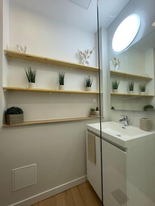 Joli Appartement Avec Parking - Proche Centre Ville 샤르트르 외부 사진